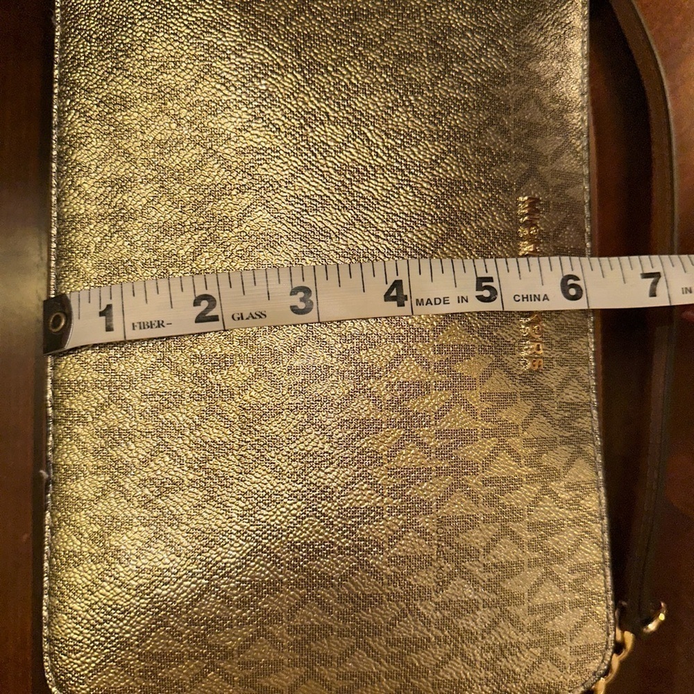 Michael Kors Jet Set Large East West Crossbody Bag Metallic Gold Signature NWT - Picture 5 of 14